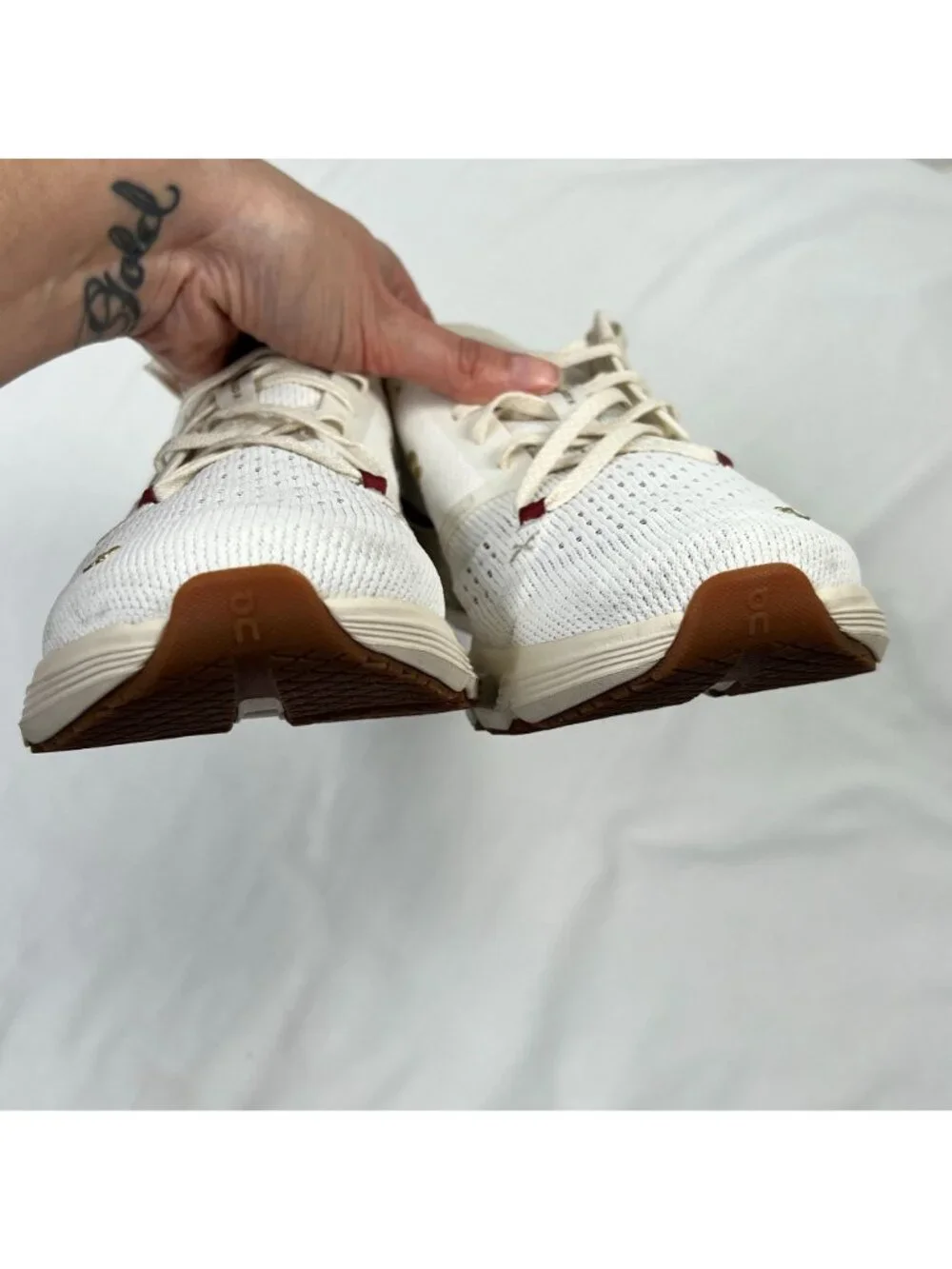 On Cloud X 4 Sneakers Limited Edition White Dark Red Trainers US Women's 9